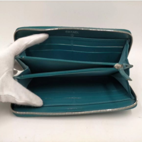 LOW START⭐️Chanel Quilted Long Wallet - Picture 2 of 6